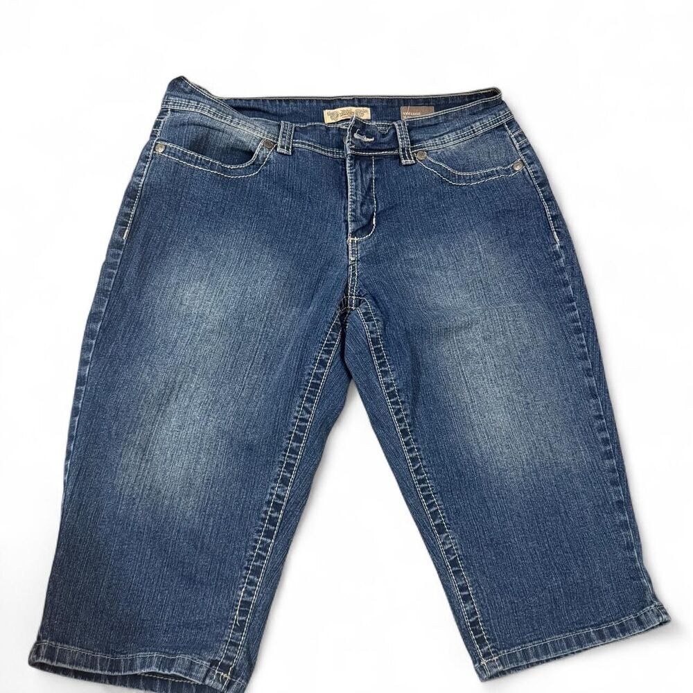 Vintage Denim Capri by Nine west Brady Style Jorts Size 12, Excellent condition